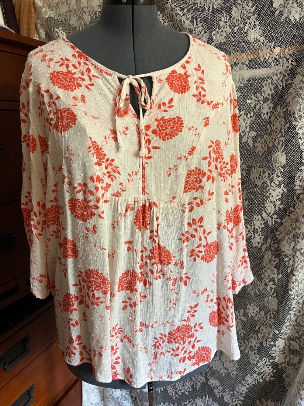 Papermoon Addley Clip Dot Woven Top, 2x, 100% rayon